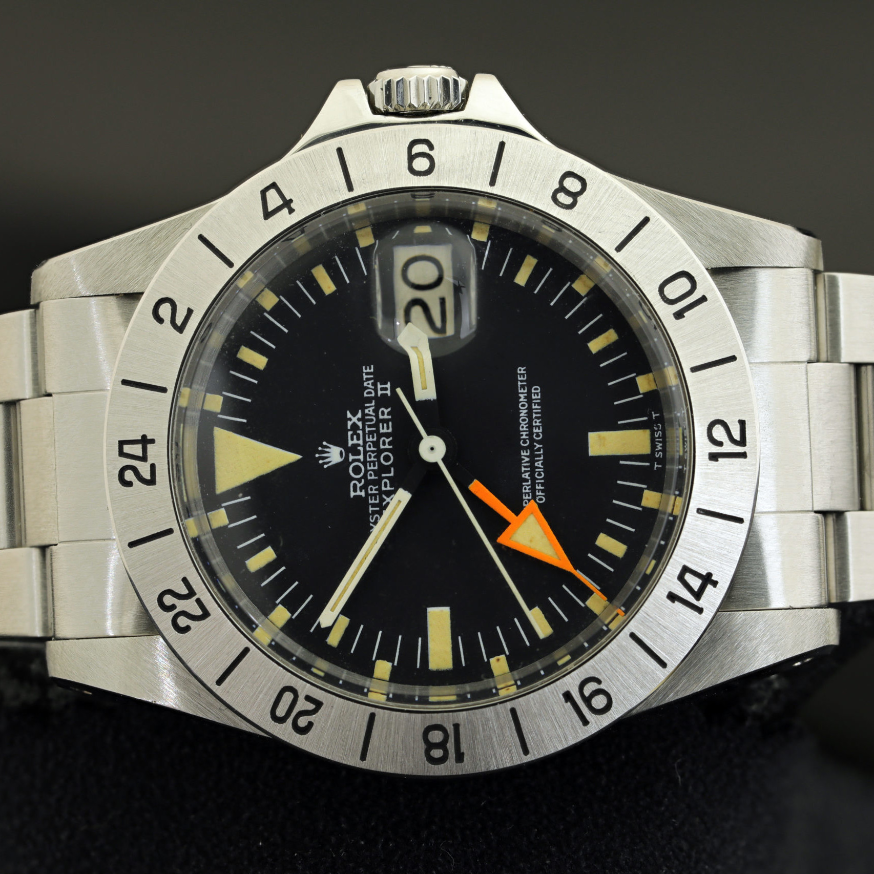 1655 3272773 grandi uai