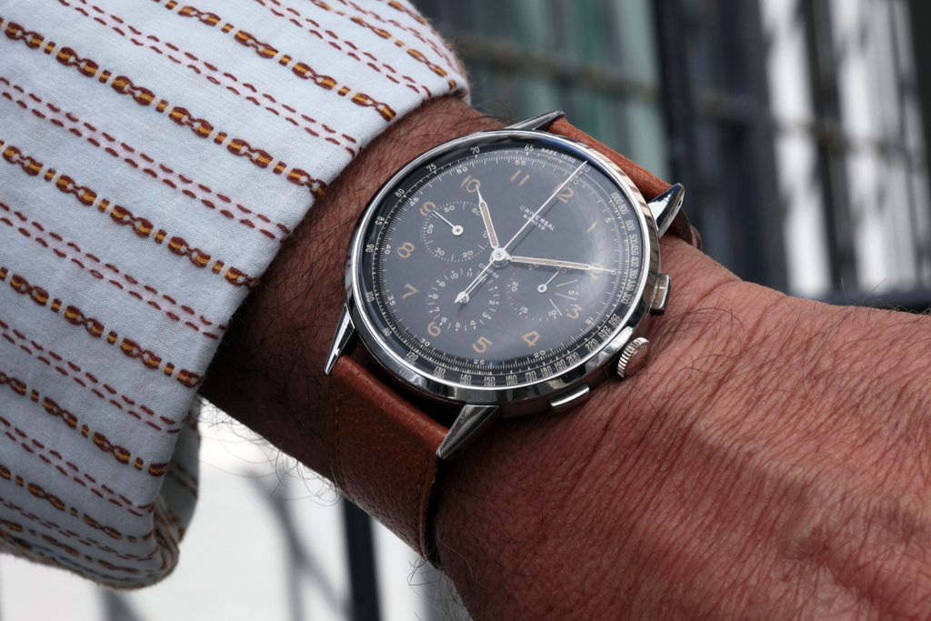 Universal Geneve Compax Ref. 22430<br>– Prezzo su richiesta –