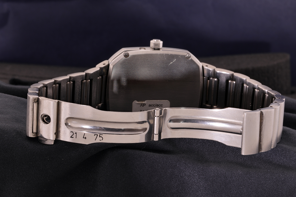 Audemars Piguet 6001 Megaquartz 5 AP 6001retro 1